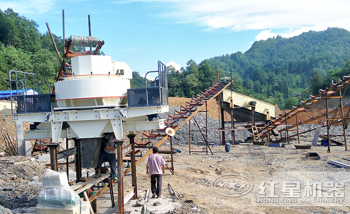 時(shí)產(chǎn)50-60噸建筑垃圾沖擊式破碎機(jī)哪里便宜？河南廠家有推薦嗎？